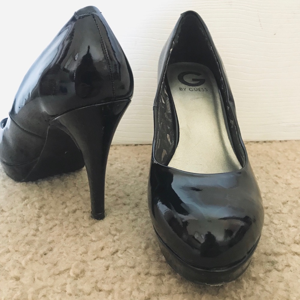 GUESS HEELS